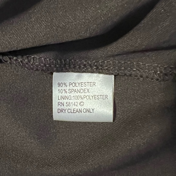 London Times Spaghetti Strap, Key Hole V Neck, Floral Animal Print, Maxi Dress 8 - Picture 12 of 12